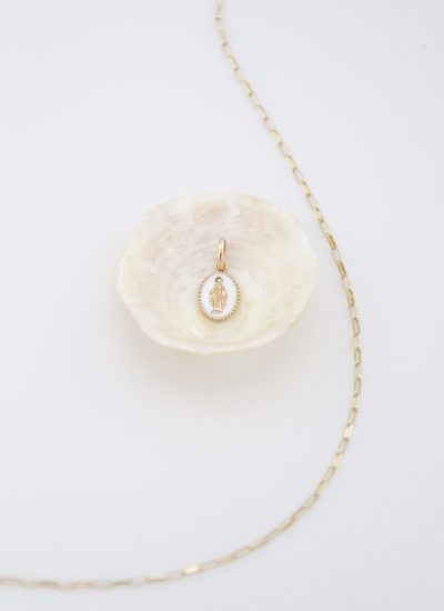 Madone Pendant Gigi